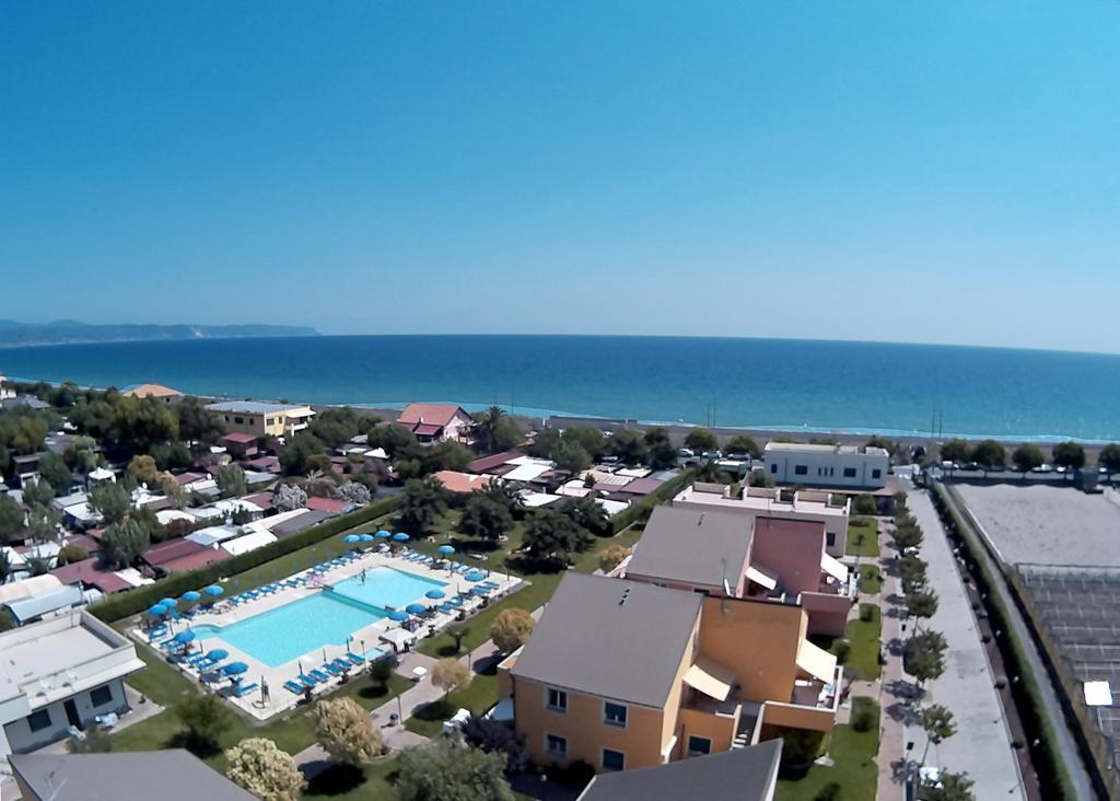 Residence Borgomare Albenga Exterior foto